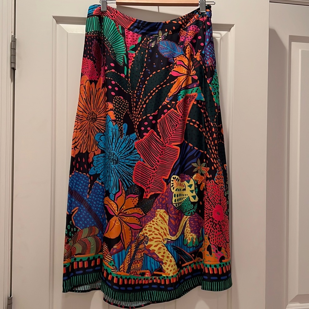 Farm Rio, midi skirt. Size M. Pristine condition.